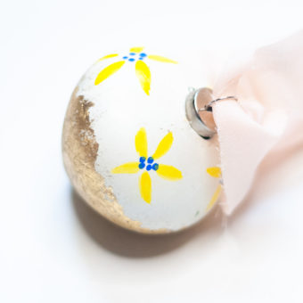 boule de noel, decoration fait main. Christmas decoration, hand made.