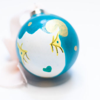 boule de noel, decoration fait main. Christmas decoration, hand made.